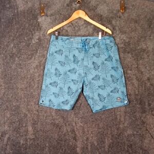 Travis Mathew Board Shorts Barnstormed Leaf Print  Swim CasualMens 34